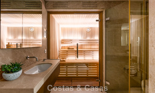 Prestigieuse maison renové moderne à vendre, deuxième ligne de plage à Puente Romano sur la Golden Mile de Marbella 794445 