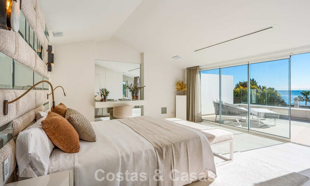Prestigieuse maison renové moderne à vendre, deuxième ligne de plage à Puente Romano sur la Golden Mile de Marbella 794454
