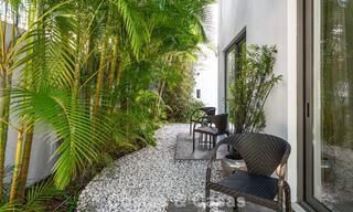 Prestigieuse maison renové moderne à vendre, deuxième ligne de plage à Puente Romano sur la Golden Mile de Marbella 794463 
