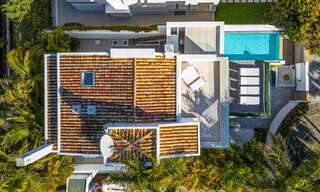 Prestigieuse maison renové moderne à vendre, deuxième ligne de plage à Puente Romano sur la Golden Mile de Marbella 794466 