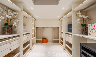 Prestigieuse maison renové moderne à vendre, deuxième ligne de plage à Puente Romano sur la Golden Mile de Marbella 794475 