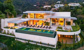 Villa de luxe neuve, haut de gamme, avec vues panoramiques à vendre dans la résidence fermée d’El Madroñal à Benahavis - Marbella 794193 