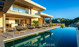 Villa de luxe neuve, haut de gamme, avec vues panoramiques à vendre dans la résidence fermée d’El Madroñal à Benahavis - Marbella 794203 