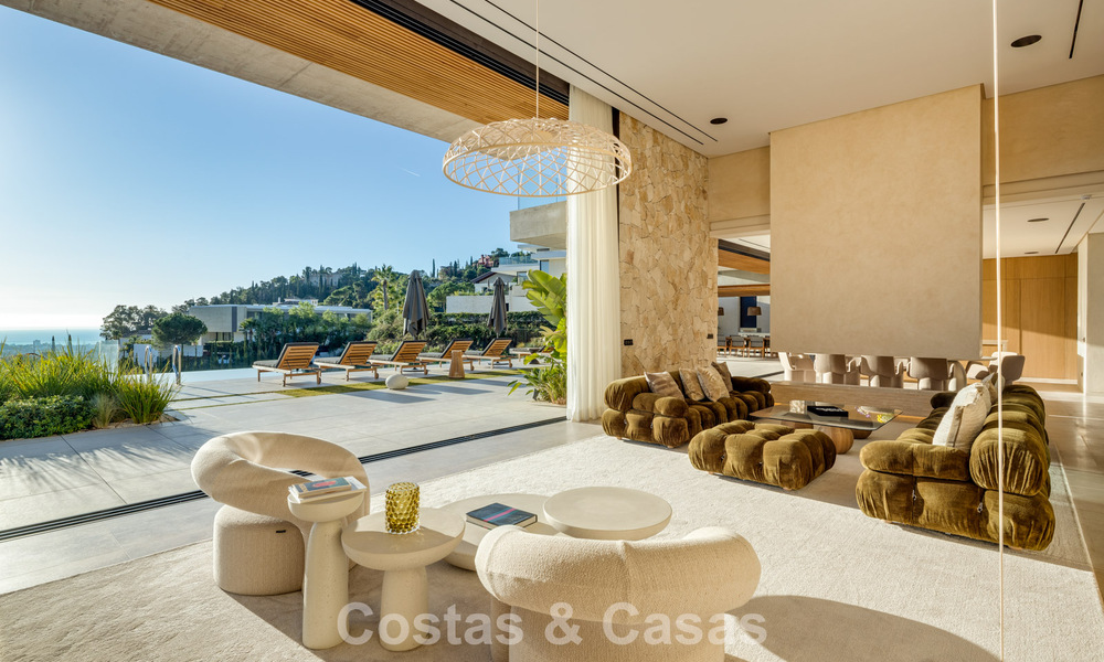 Villa de luxe neuve, haut de gamme, avec vues panoramiques à vendre dans la résidence fermée d’El Madroñal à Benahavis - Marbella 794207
