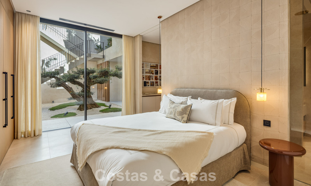 Villa de luxe neuve, haut de gamme, avec vues panoramiques à vendre dans la résidence fermée d’El Madroñal à Benahavis - Marbella 794211