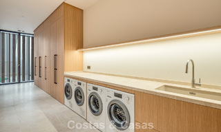 Villa de luxe neuve, haut de gamme, avec vues panoramiques à vendre dans la résidence fermée d’El Madroñal à Benahavis - Marbella 794216 