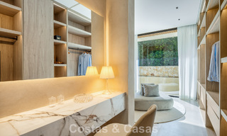 Villa de luxe neuve, haut de gamme, avec vues panoramiques à vendre dans la résidence fermée d’El Madroñal à Benahavis - Marbella 794223 