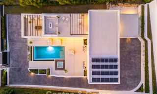 Villa de luxe moderne avec style architectural minimaliste à vendre sur la Nouvelle Milla d’Or entre Marbella et Estepona 794319 