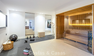 Villa de luxe moderne avec style architectural minimaliste à vendre sur la Nouvelle Milla d’Or entre Marbella et Estepona 794323 