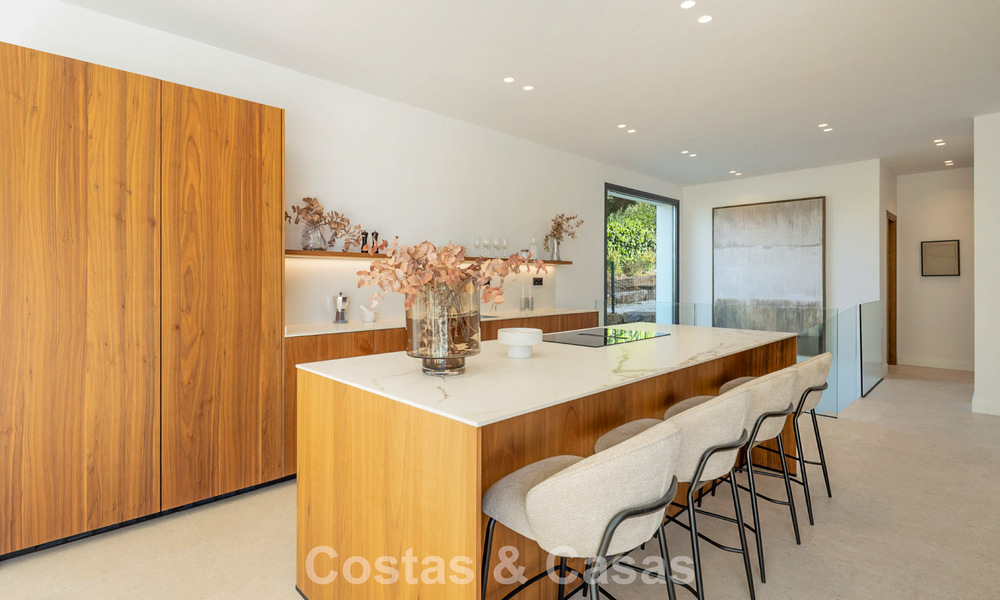 Villa de luxe moderne avec style architectural minimaliste à vendre sur la Nouvelle Milla d’Or entre Marbella et Estepona 794332