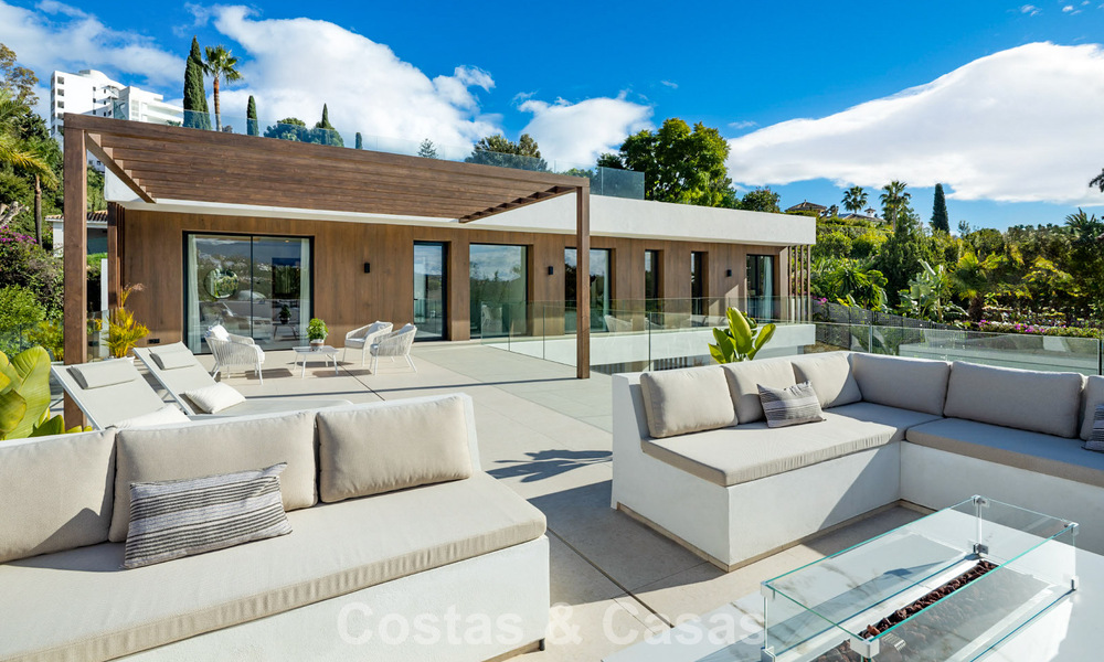 Villa de luxe moderne avec style architectural minimaliste à vendre sur la Nouvelle Milla d’Or entre Marbella et Estepona 794347