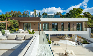 Villa de luxe moderne avec style architectural minimaliste à vendre sur la Nouvelle Milla d’Or entre Marbella et Estepona 794348 