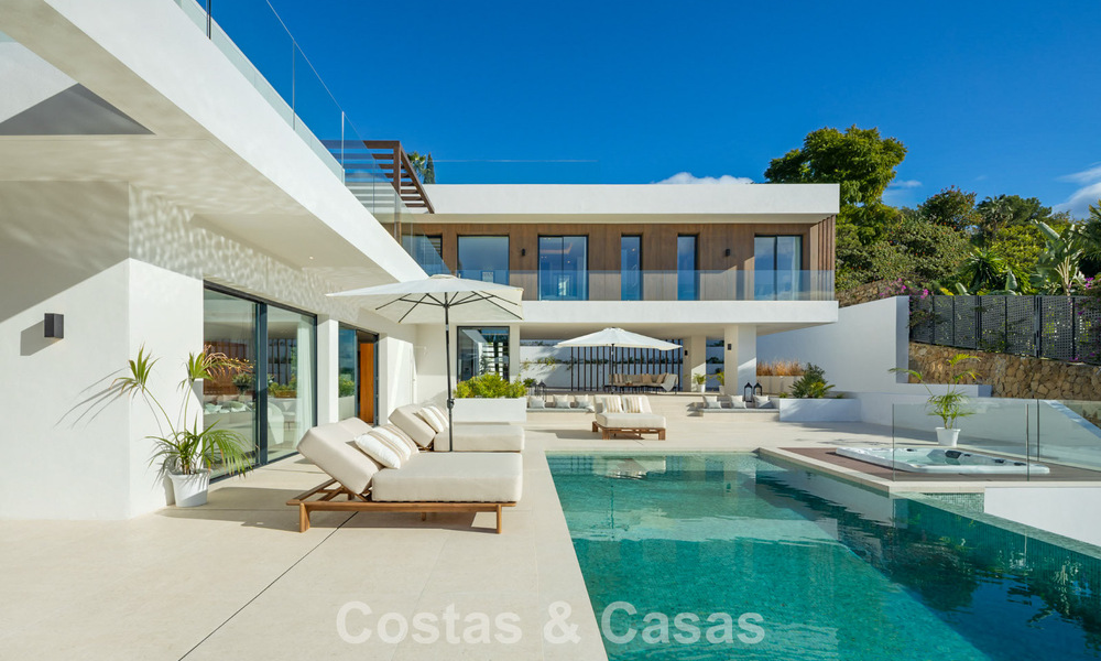 Villa de luxe moderne avec style architectural minimaliste à vendre sur la Nouvelle Milla d’Or entre Marbella et Estepona 794350
