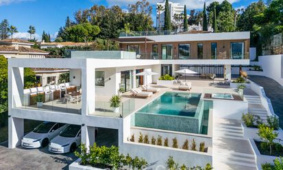 Villa de luxe moderne avec style architectural minimaliste à vendre sur la Nouvelle Milla d’Or entre Marbella et Estepona 794355