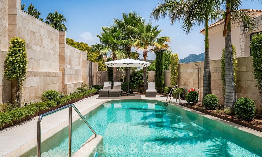 Appartement moderne de style villa à vendre avec vue sur la mer dans un complexe exclusif à La Quinta, Marbella - Benahavís 794515