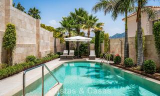 Appartement moderne de style villa à vendre avec vue sur la mer dans un complexe exclusif à La Quinta, Marbella - Benahavís 794515 