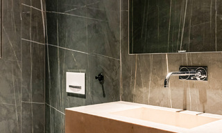 Appartement moderne de style villa à vendre avec vue sur la mer dans un complexe exclusif à La Quinta, Marbella - Benahavís 794520 