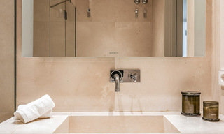 Appartement moderne de style villa à vendre avec vue sur la mer dans un complexe exclusif à La Quinta, Marbella - Benahavís 794526 