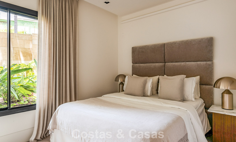 Appartement moderne de style villa à vendre avec vue sur la mer dans un complexe exclusif à La Quinta, Marbella - Benahavís 794530