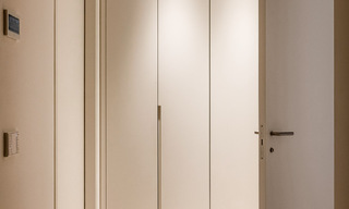 Appartement moderne de style villa à vendre avec vue sur la mer dans un complexe exclusif à La Quinta, Marbella - Benahavís 794531 