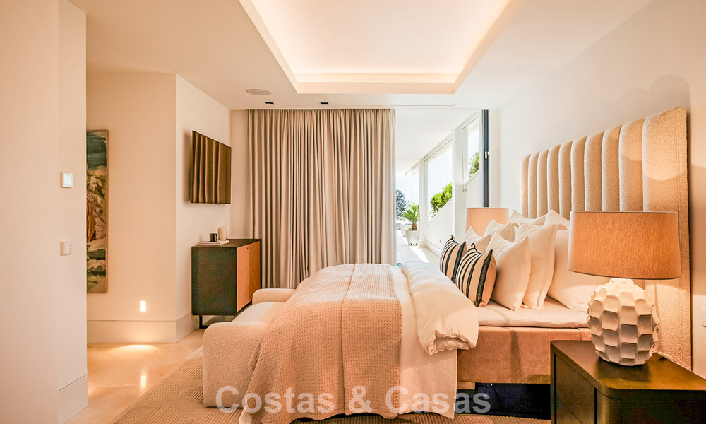 Appartement moderne de style villa à vendre avec vue sur la mer dans un complexe exclusif à La Quinta, Marbella - Benahavís 794533
