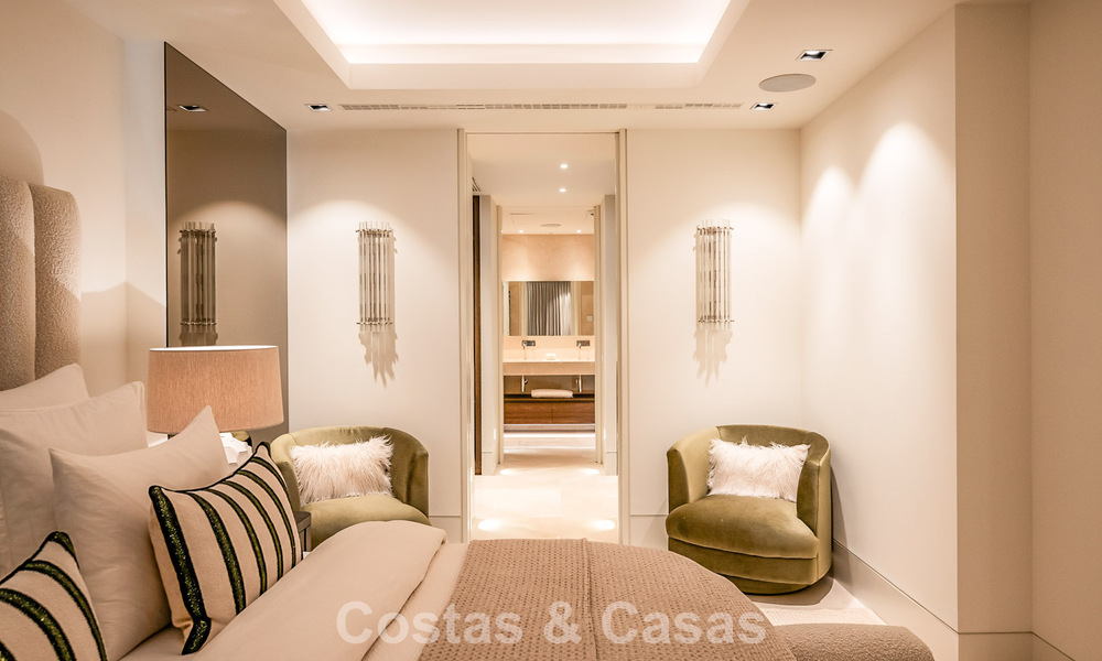 Appartement moderne de style villa à vendre avec vue sur la mer dans un complexe exclusif à La Quinta, Marbella - Benahavís 794534