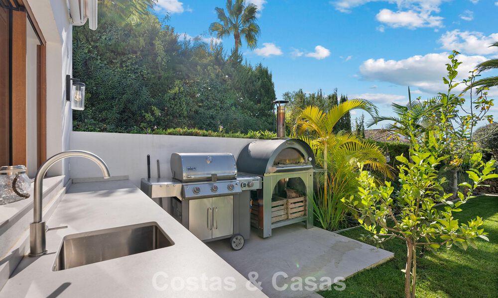 Superbe duplex de luxe prêt à emménager, entouré de parcours de golf à Nueva Andalucía, Marbella 794568