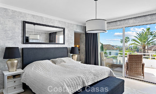 Superbe duplex de luxe prêt à emménager, entouré de parcours de golf à Nueva Andalucía, Marbella 794582 