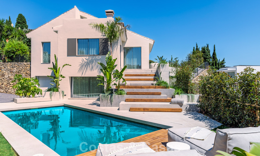 Villa de luxe de style balinais, prête à emménager, à vendre dans la Vallée du Golf de Nueva Andalucía, Marbella 794691