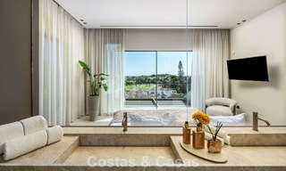 Villa de luxe de style balinais, prête à emménager, à vendre dans la Vallée du Golf de Nueva Andalucía, Marbella 794695 