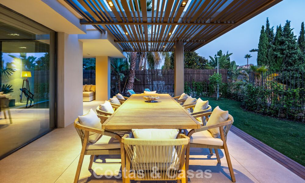 Villa de luxe de style balinais, prête à emménager, à vendre dans la Vallée du Golf de Nueva Andalucía, Marbella 794699