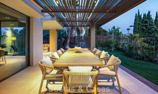Villa de luxe de style balinais, prête à emménager, à vendre dans la Vallée du Golf de Nueva Andalucía, Marbella 794699 