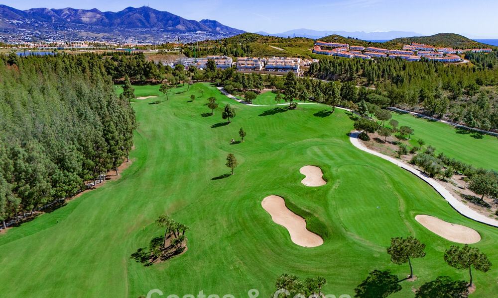 Nouveaux appartements modernes avec des vues phénoménales à vendre à Mijas Costa, Costa del Sol 794604