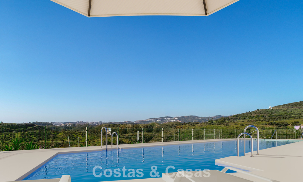 Nouveaux appartements modernes avec des vues phénoménales à vendre à Mijas Costa, Costa del Sol 794610