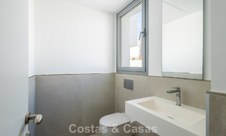 Villa jumelée moderniste à vendre près des commodités à Guadalmina et San Pedro centre, Marbella 794648 