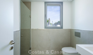 Villa jumelée moderniste à vendre près des commodités à Guadalmina et San Pedro centre, Marbella 794654 