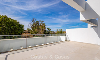 Villa jumelée moderniste à vendre près des commodités à Guadalmina et San Pedro centre, Marbella 794671 