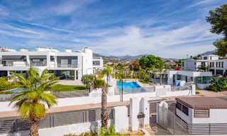 Villa jumelée moderniste à vendre près des commodités à Guadalmina et San Pedro centre, Marbella 794673 