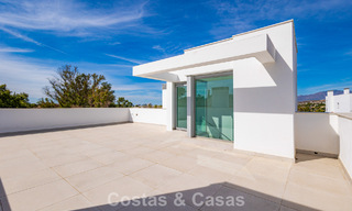 Villa jumelée moderniste à vendre près des commodités à Guadalmina et San Pedro centre, Marbella 794674 