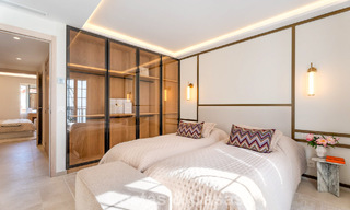 Élégante maison de ville à vendre à distance de marche de la plage sur le Golden Mile de Marbella 794709 