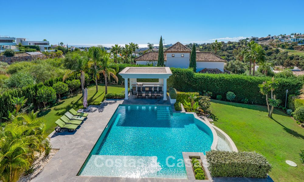 Majestueuse villa de luxe avec vues sur le golf, les montagnes et la mer à vendre dans un quartier de golf à Marbella - Benahavís 794732