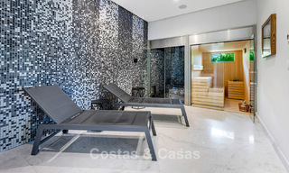 Majestueuse villa de luxe avec vues sur le golf, les montagnes et la mer à vendre dans un quartier de golf à Marbella - Benahavís 794733 