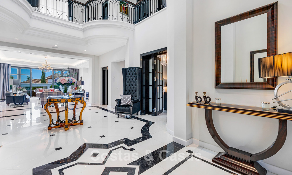 Majestueuse villa de luxe avec vues sur le golf, les montagnes et la mer à vendre dans un quartier de golf à Marbella - Benahavís 794736