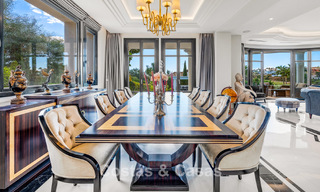 Majestueuse villa de luxe avec vues sur le golf, les montagnes et la mer à vendre dans un quartier de golf à Marbella - Benahavís 794737 