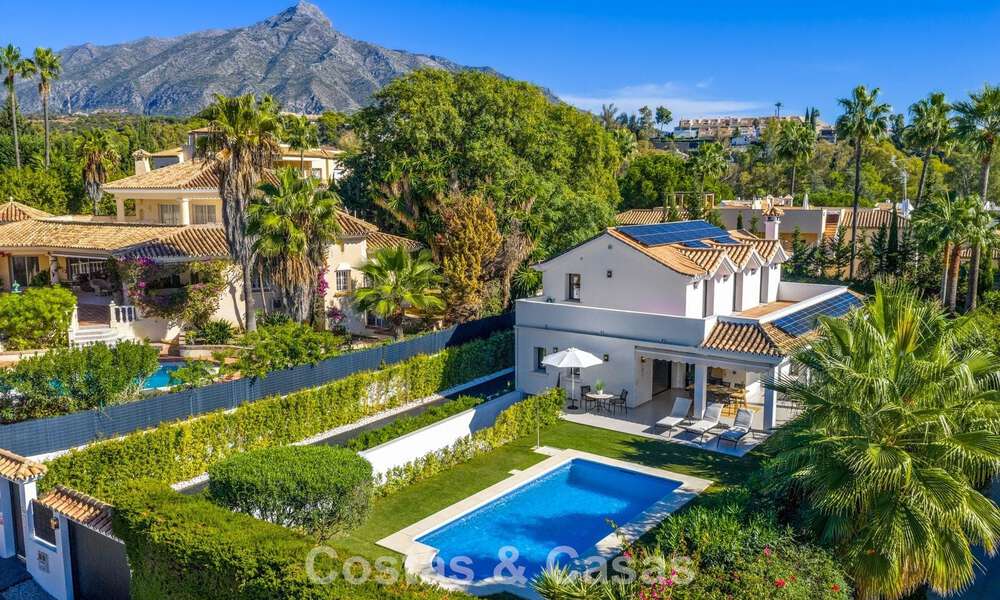 Villa au style méditerranéen contemporain à vendre à Nueva Andalucía, Marbella 794762