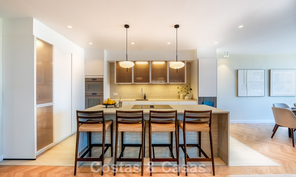 Maison de luxe à vendre dans une résidence sécurisée sur le Golden Mile de Marbella 794935