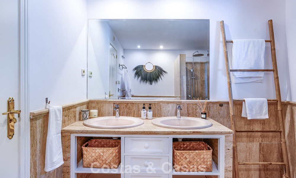 Villa de luxe méditerranéenne prête à emménager à vendre sur la New Golden Mile entre Marbella et Estepona 794957