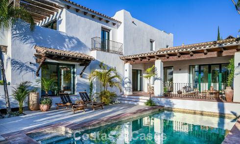 Villa de luxe méditerranéenne prête à emménager à vendre sur la New Golden Mile entre Marbella et Estepona 794980