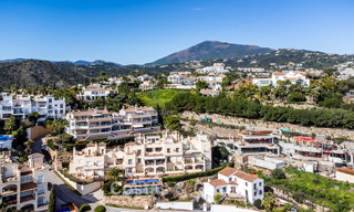 Spacieux penthouse duplex avec vue panoramique sur la mer à vendre dans une résidence fermée à Marbella - Benahavís 794833 