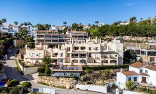 Spacieux penthouse duplex avec vue panoramique sur la mer à vendre dans une résidence fermée à Marbella - Benahavís 794834 